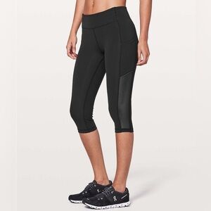 Lululemon Black High Waisted Cropped Running Training Pants Size 6